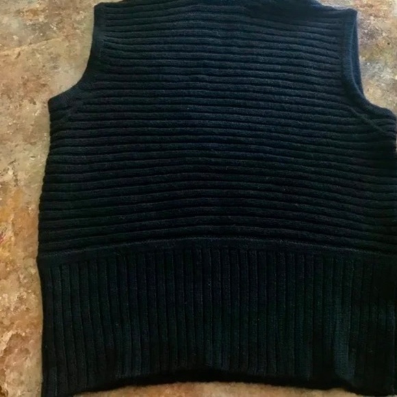 VICTORIA'S SECRET MODA INTERNATIONAL SLEEVELESS SWEATER New without tag MEDIUM - Picture 6 of 6